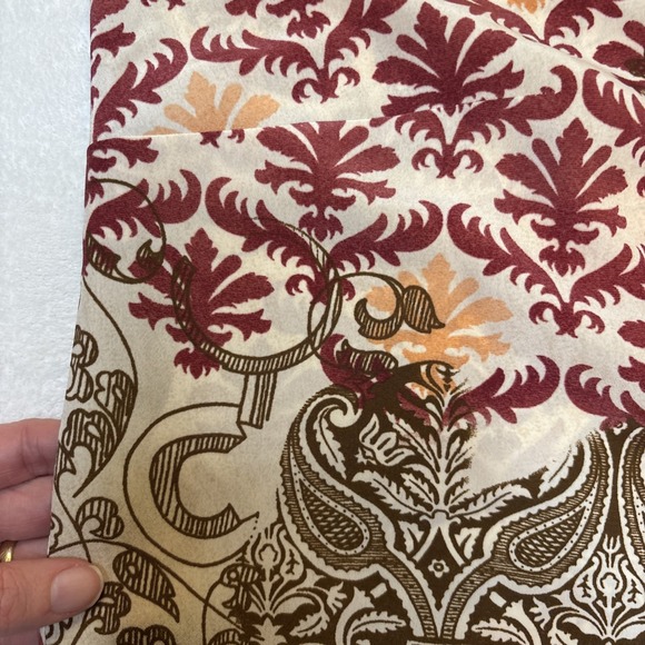 Vintage Karen Scott 3X Sleeveless Damask Blouse Black Burgundy Yellow Cream - Picture 4 of 7